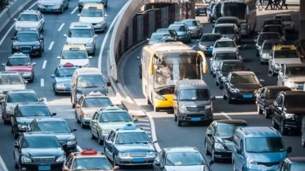 Trafik kurallarında yeni dönem: Kırmızı ışık ve hız ihlallerine ağır cezalar geliyor  