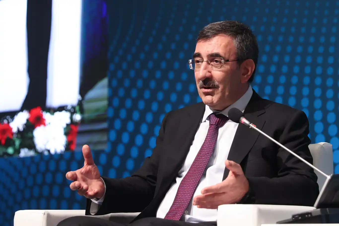 Cumhurbaşkanı Yardımcısı Yılmaz: Genel vergi oranlarında değişiklik düşünmüyoruz