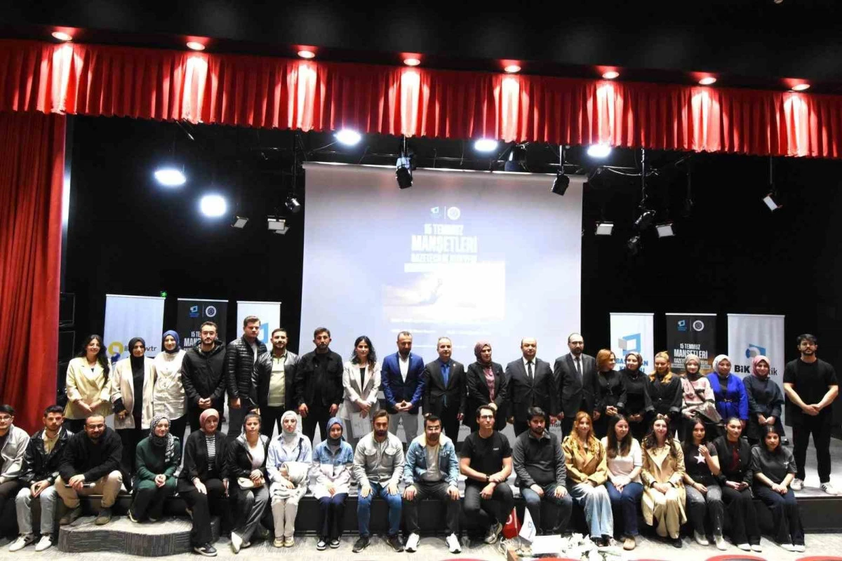 "15 Temmuz Manşetleri Gazetecilik At&ouml;lyesi" Atat&uuml;rk &Uuml;niversitesinde başladı