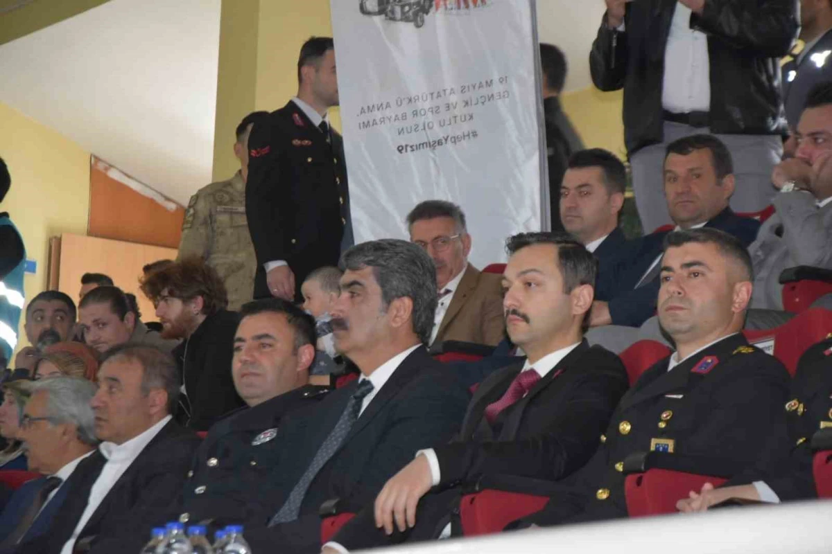 19 Mayıs Aşkale&rsquo;de coşkuyla kutlandı