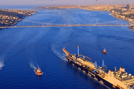 Bakan Uraloğlu: Boğazlar&rsquo;da gemi trafiğini anlık izleyeceğiz