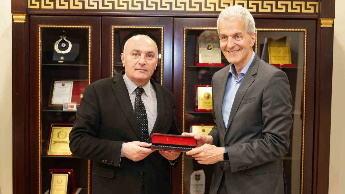 Alman El&ccedil;i Bredohl&rsquo;dan ETSO&rsquo;ya ziyaret: Erzurum&rsquo;un yatırım potansiyeli değerlendirildi