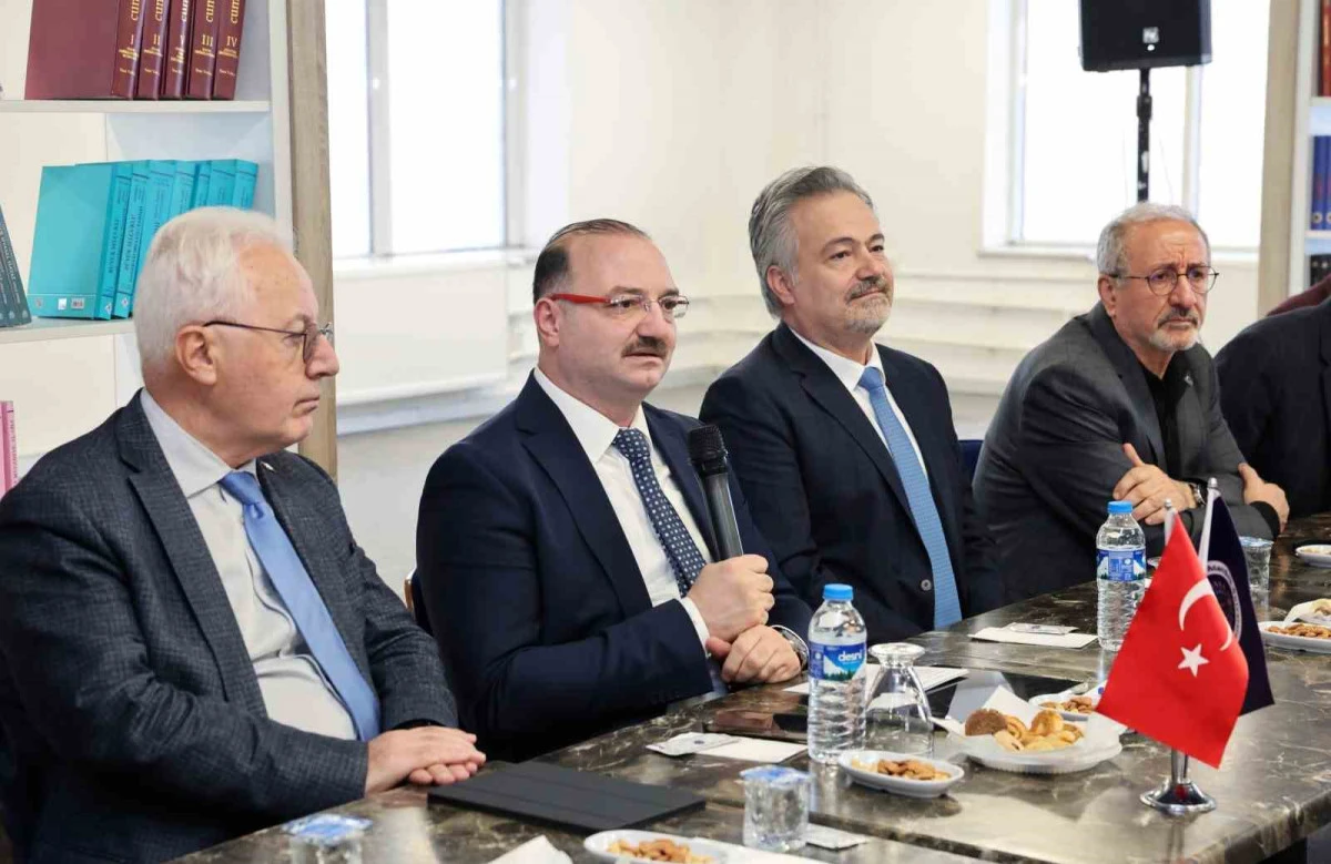 Atat&uuml;rk &Uuml;niversitesinde TEKNOFEST akademik danışmanlar toplantısı d&uuml;zenlendi