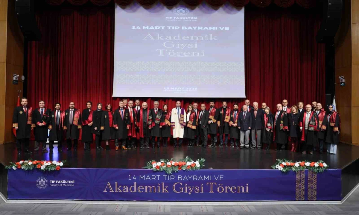 Atat&uuml;rk &Uuml;niversitesinde Tıp Bayramı ve akademik giysi t&ouml;reni coşkusu