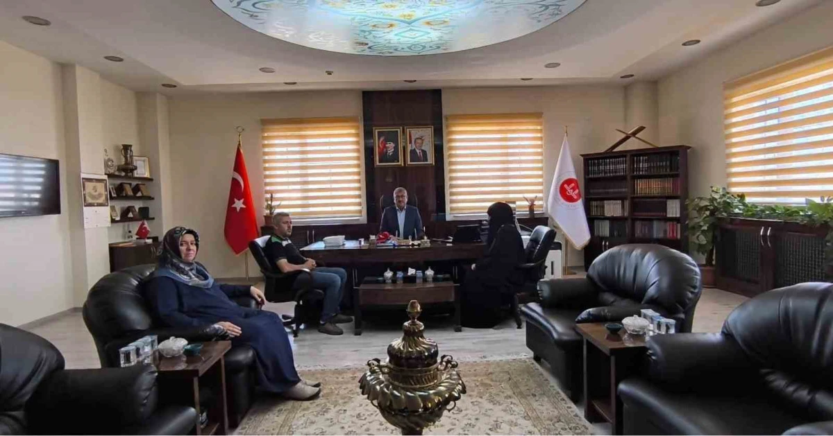 Başarı belge ile ta&ccedil;landırıldı