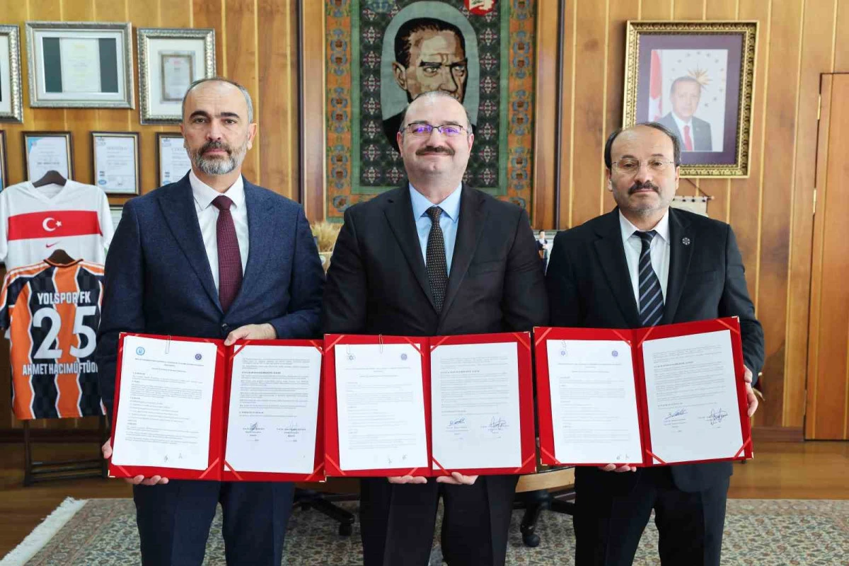 Bölgesel gelişime katkı sunacak iş birliği protokolü için imzalar atıldı