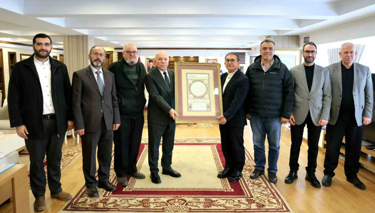 Ebu İshak Vakfı&rsquo;ndan Başkan Sekmen&rsquo;e Anlamlı Ziyaret