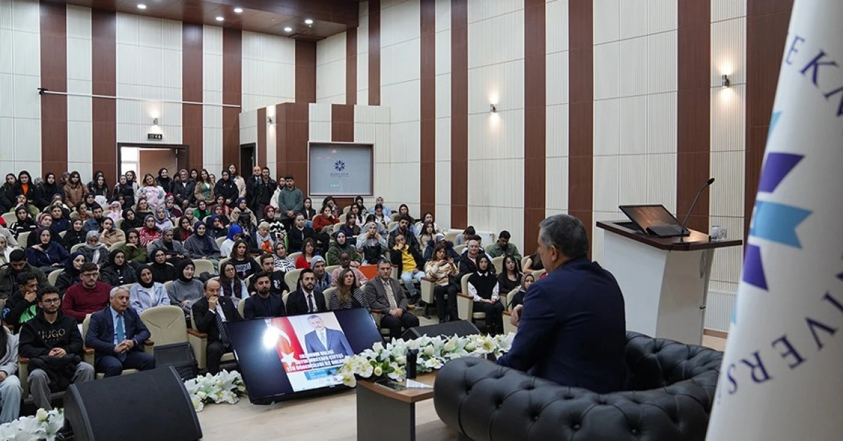 Erzurum Valisi Mustafa Çiftçi, Erzurum Teknik Üniversitesi öğrencileri ile buluştu