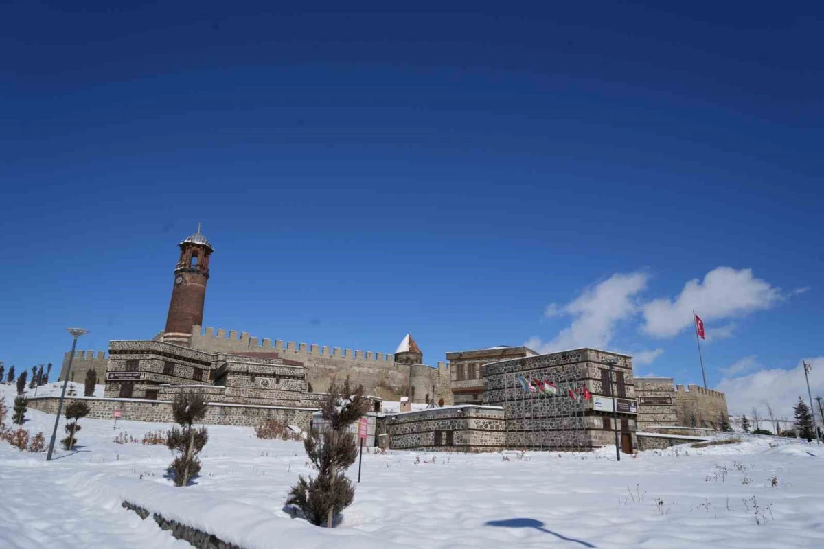 Erzurum&rsquo;da &ccedil;ığ, buzlanma ve don uyarısı