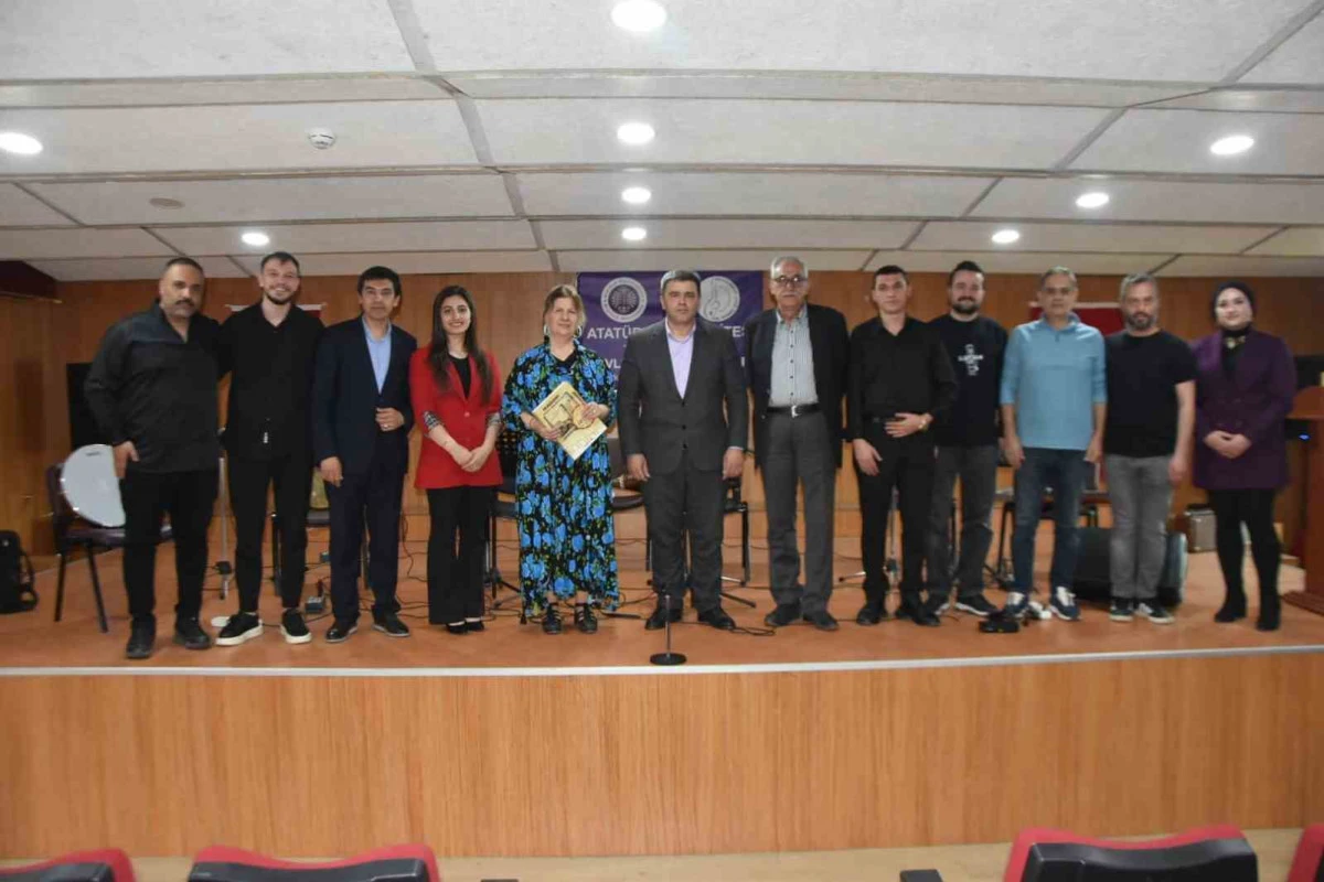 Erzurum&rsquo;da "&Ouml;zbekistan&rsquo;dan Anadolu&rsquo;ya T&uuml;rk Avazı Kardeşlik Konseri" beğeni topladı