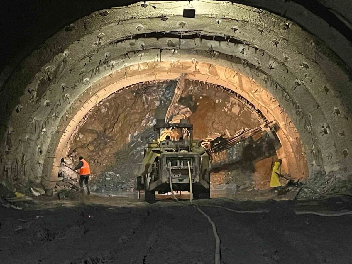 Erzurum&rsquo;da t&uuml;nel &ccedil;alışmaları devam ediyor