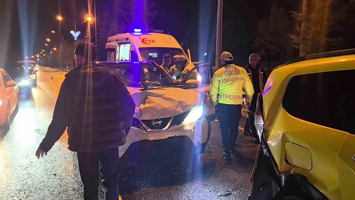 Erzurum&rsquo;da zincirleme trafik kazası: 1 yaralı