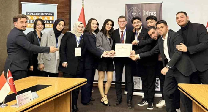 G-20 liderler zirvesi sim&uuml;lasyonu başarıyla ger&ccedil;ekleştirildi