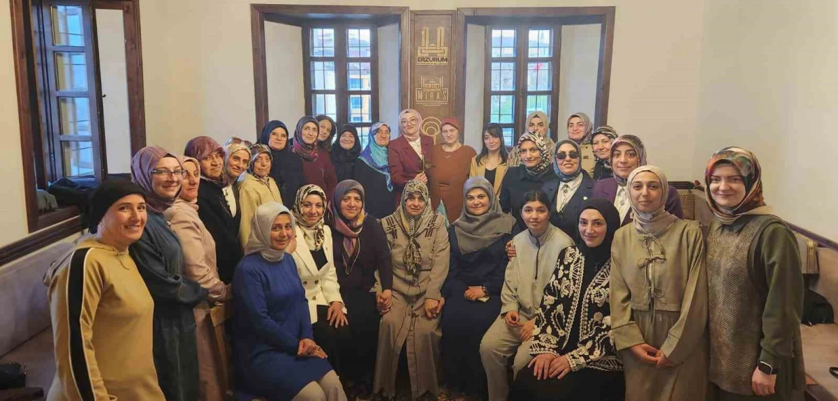 H&uuml;ma Hatun Dost Meclisi&rsquo;nde şehit ve gazi anneleri ağırlandı