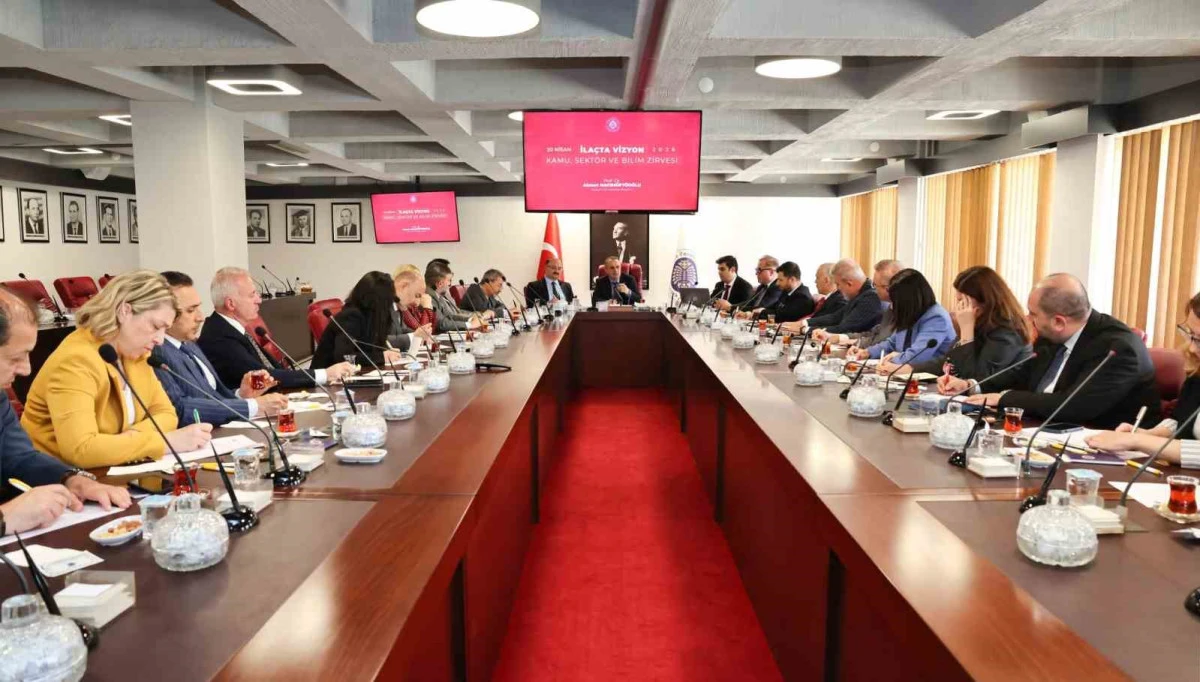 İla&ccedil; firmaları Atat&uuml;rk &Uuml;niversitesinde bir araya geldi