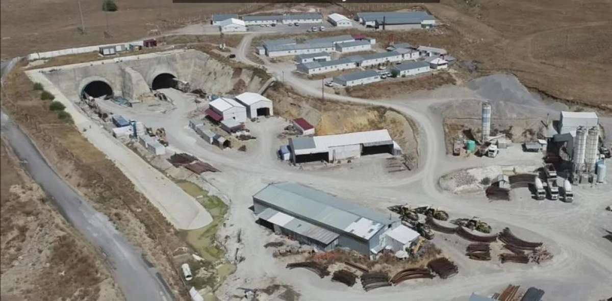İşte Erzurum&rsquo;da yapımı devam eden d&ouml;rt t&uuml;nelin son durumu