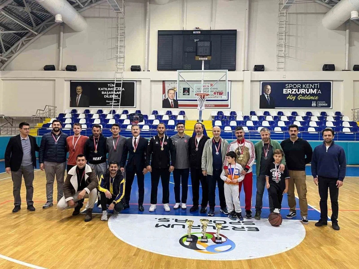Kamuda potanın şampiyonu İl Emniyet M&uuml;d&uuml;rl&uuml;ğ&uuml;