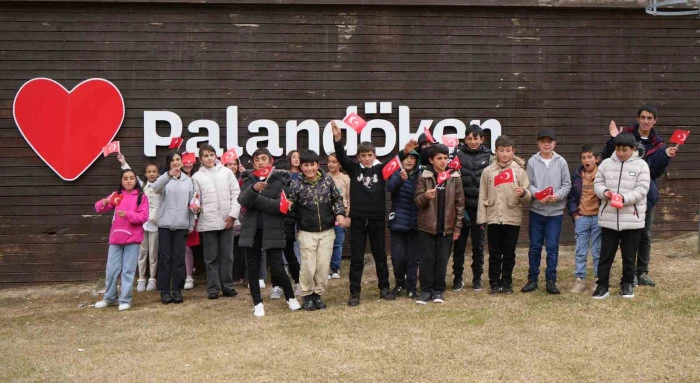 Karayazılı 25 k&ouml;y &ccedil;ocuuğu ilk kez Paland&ouml;ken&rsquo;i g&ouml;rd&uuml;