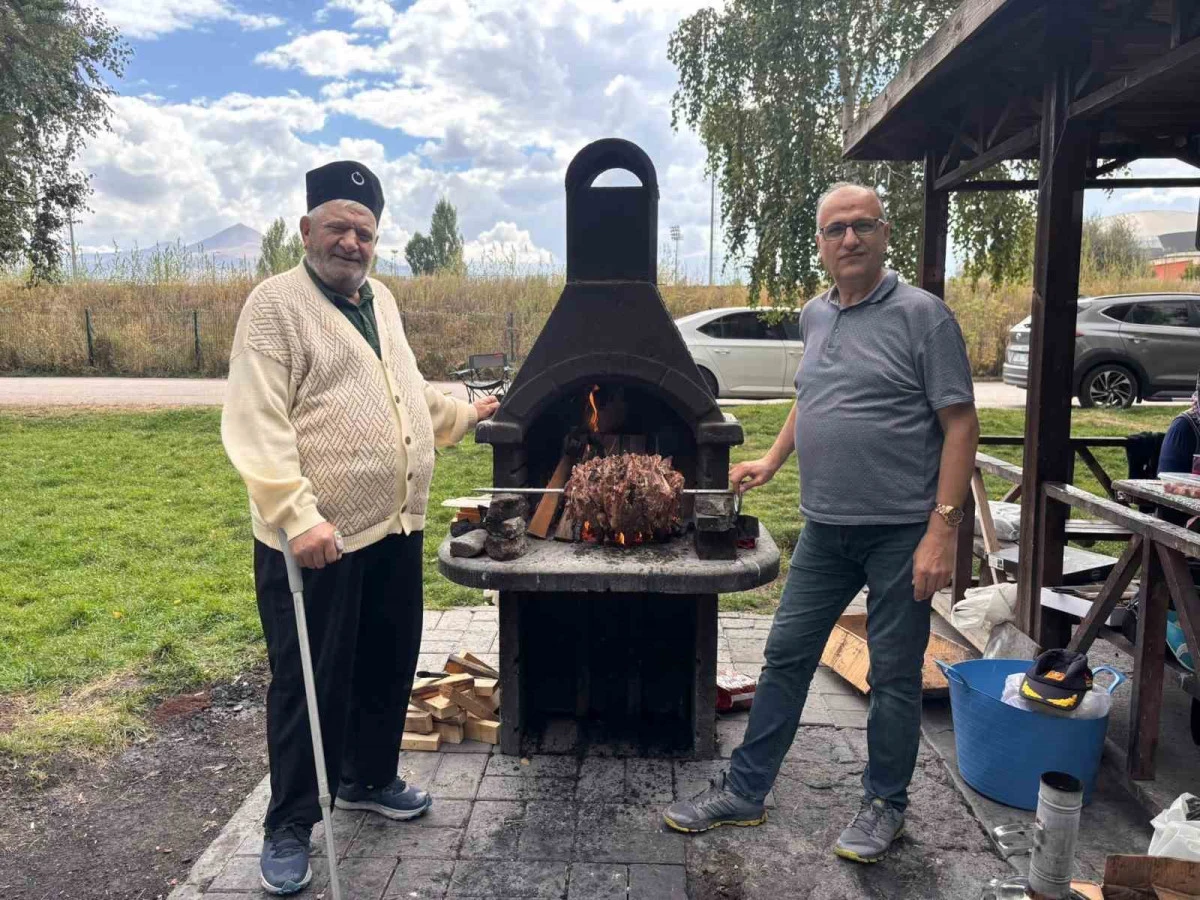 Kıbrıs Gazisi Edip Şahin Erzurum&rsquo;da ağırlandı
