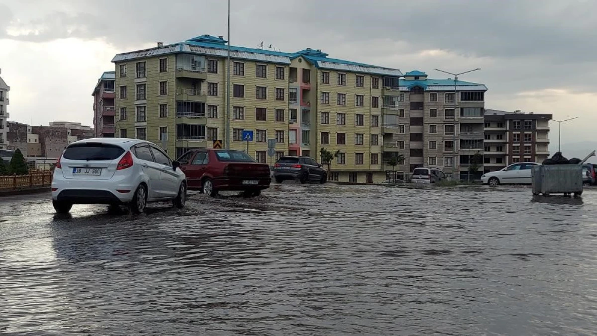 Meteorolojiden Erzurum ve Ardahan i&ccedil;in yağış uyarısı geldi