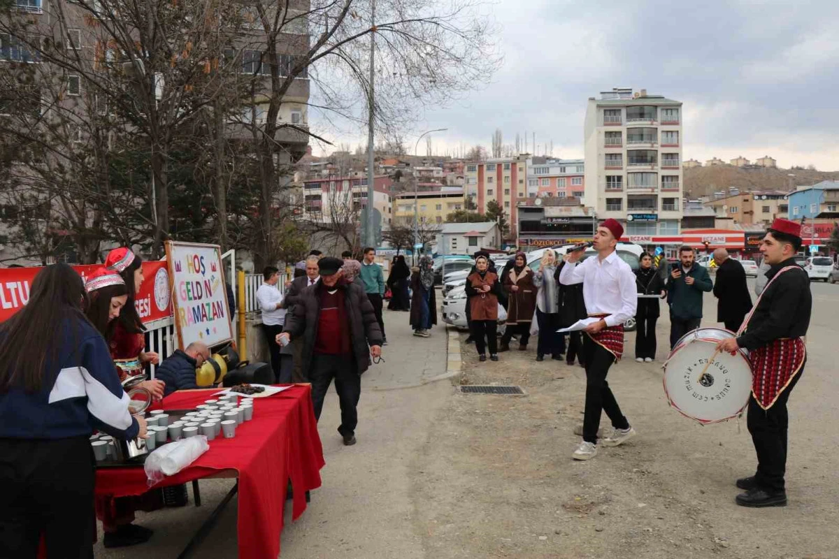 &Ouml;ğrencilerden "Hoş Geldin Ramazan" etkinliği