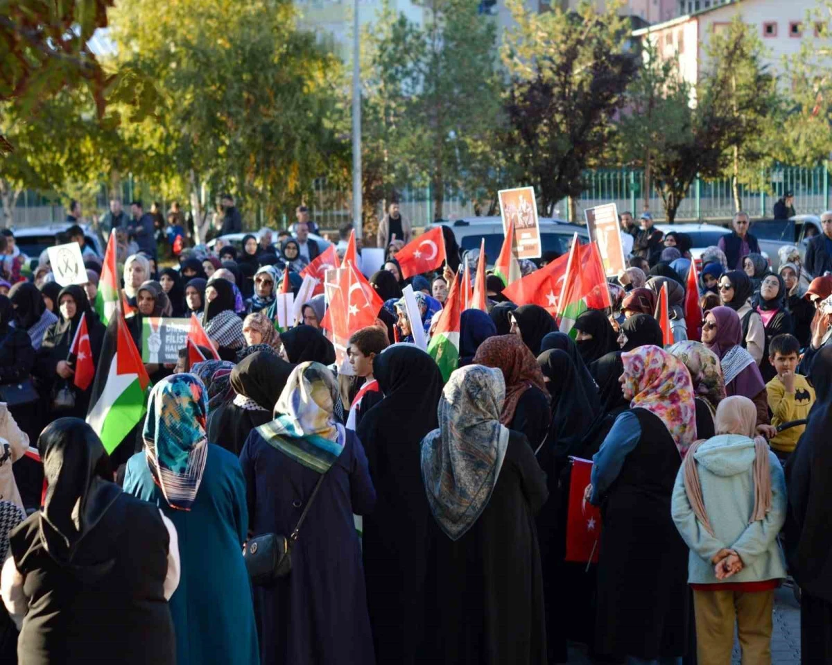 Oltu’da ‘Sumud Nöbeti’nde vicdanlar ayaktaydı