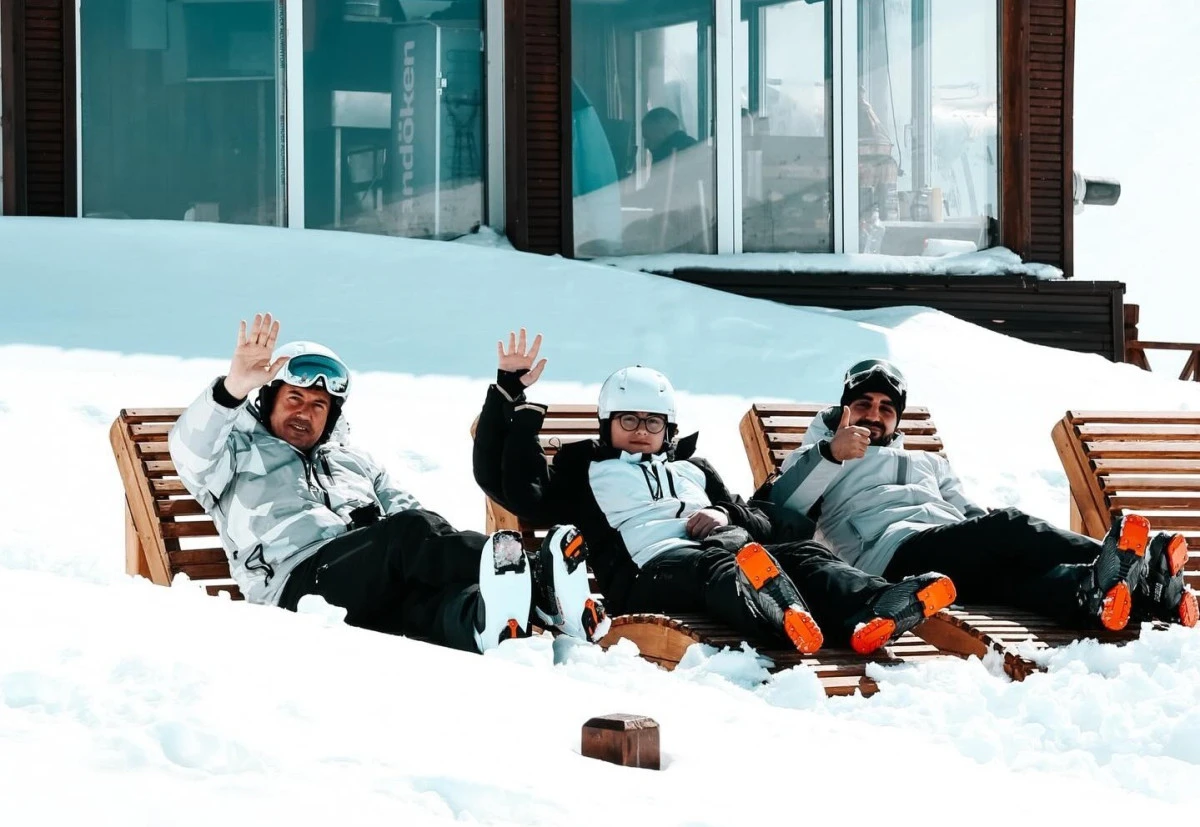 Plaj kenarı değil Paland&ouml;ken&rsquo;in zirvesin şezlong keyfi