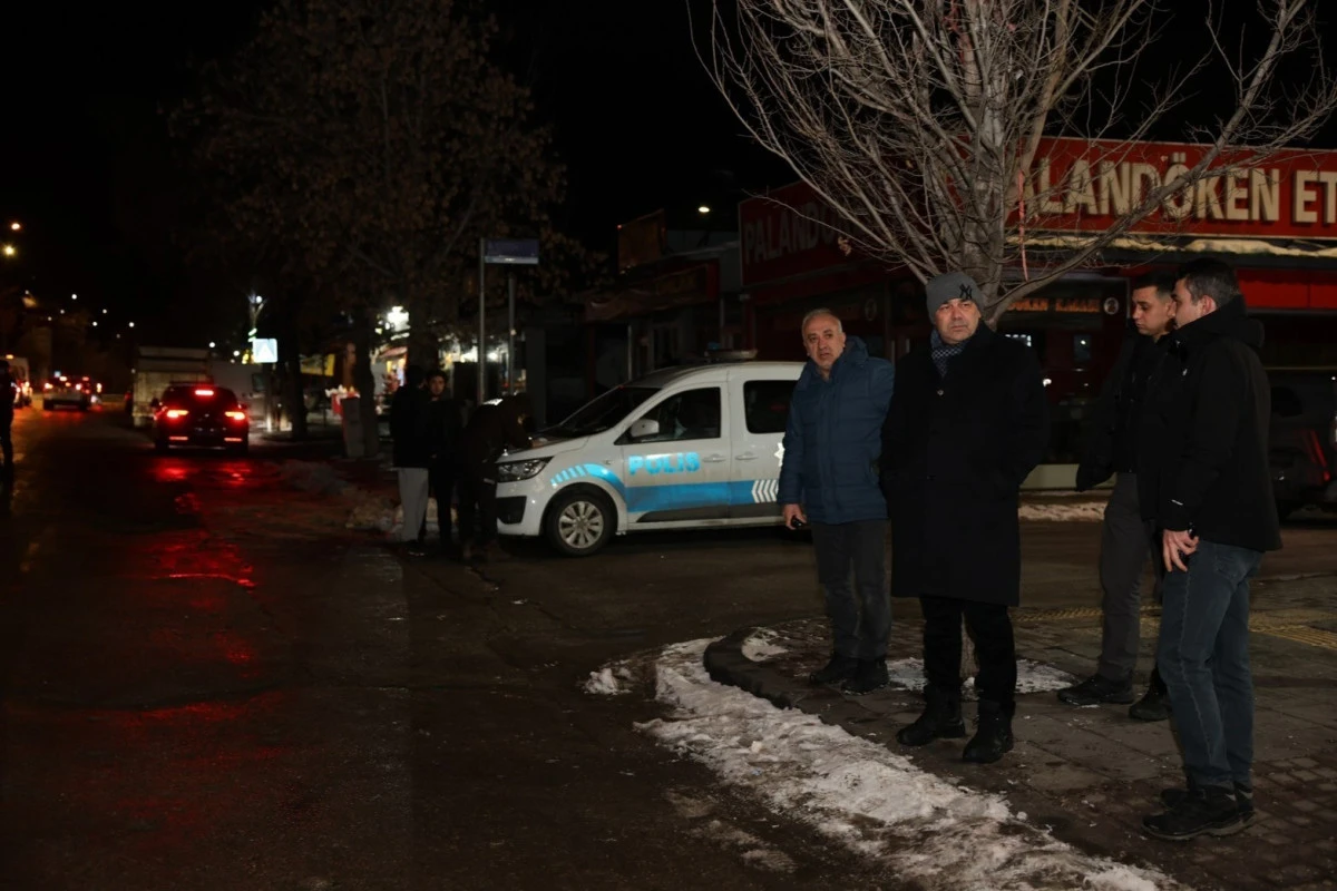 Polisten şok uygulamalara devam