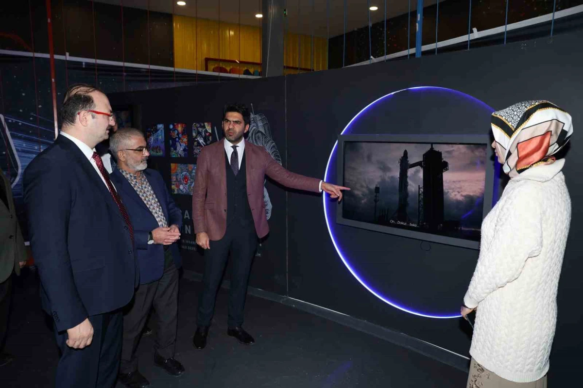 Rekt&ouml;r Hacım&uuml;ft&uuml;oğlu&rsquo;ndan Bilim Erzurum&rsquo;a ziyaret: "Gelecek vizyonumuz gen&ccedil;lerimizin hayalleriyle g&uuml;&ccedil;leniyor"