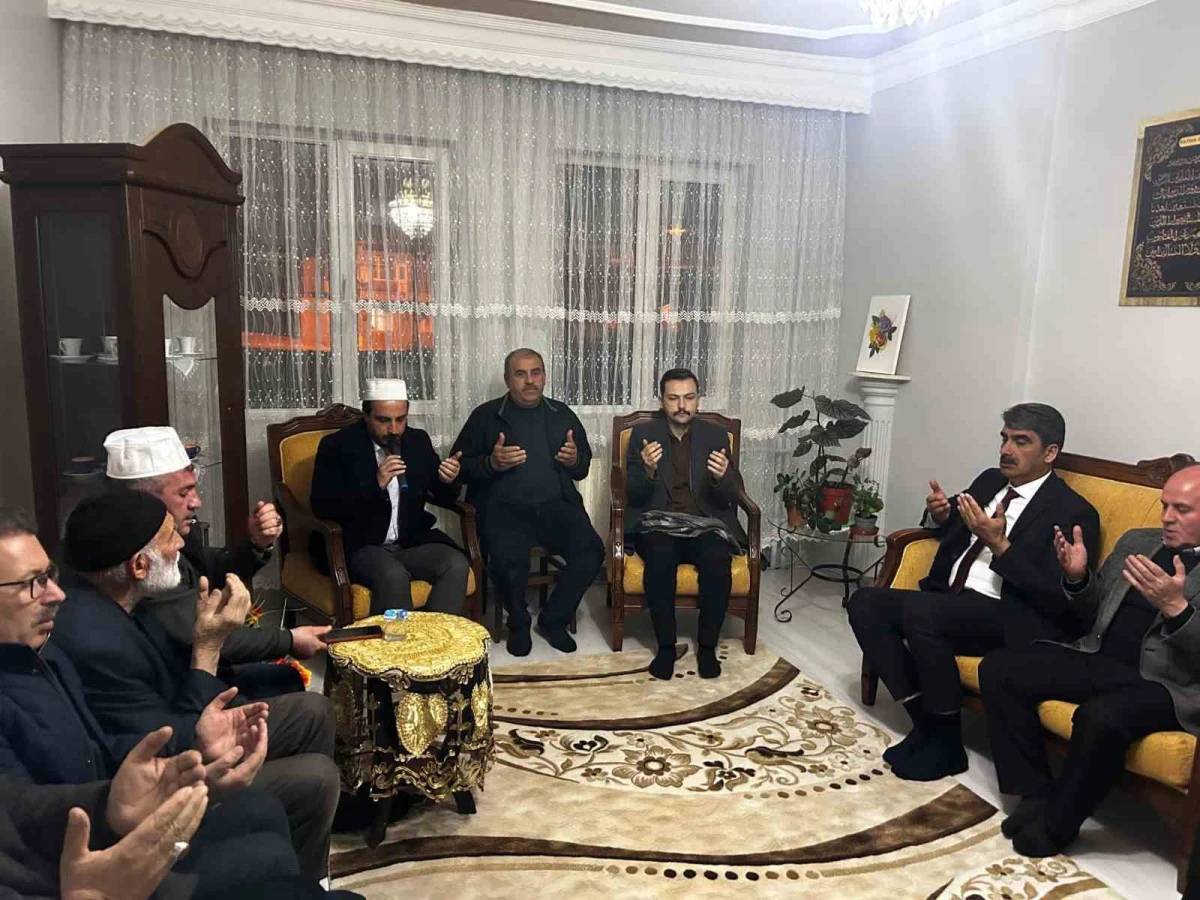 Şehit Semih G&uuml;ven i&ccedil;in mevlit programı d&uuml;zenlendi