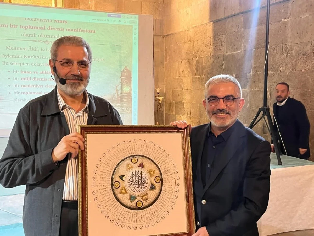 Yakutiye Medresesi&rsquo;nde "Akif, Kur&rsquo;an ve İstikl&acirc;l"